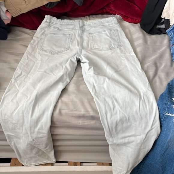 Selling 7 different jeans, DO NOT WANT ANYMORE - Picture 3 of 15